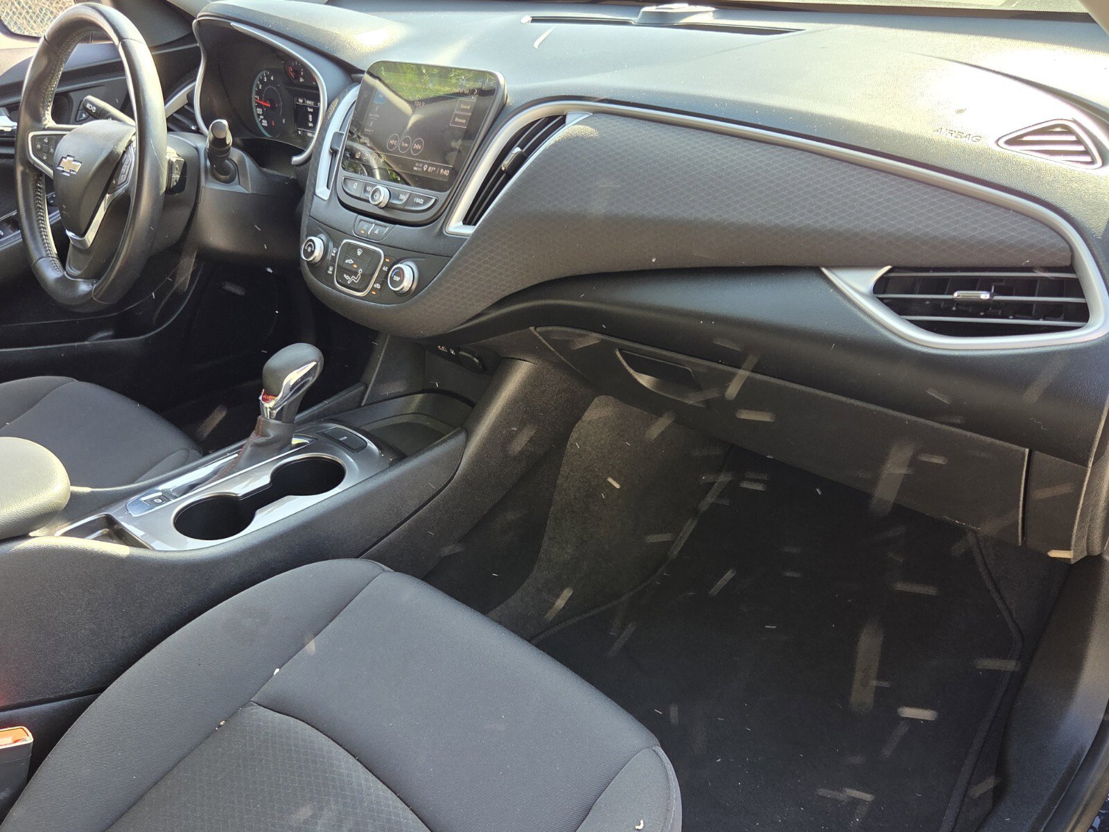 Used 2022 Chevrolet Malibu RS FWD image 17