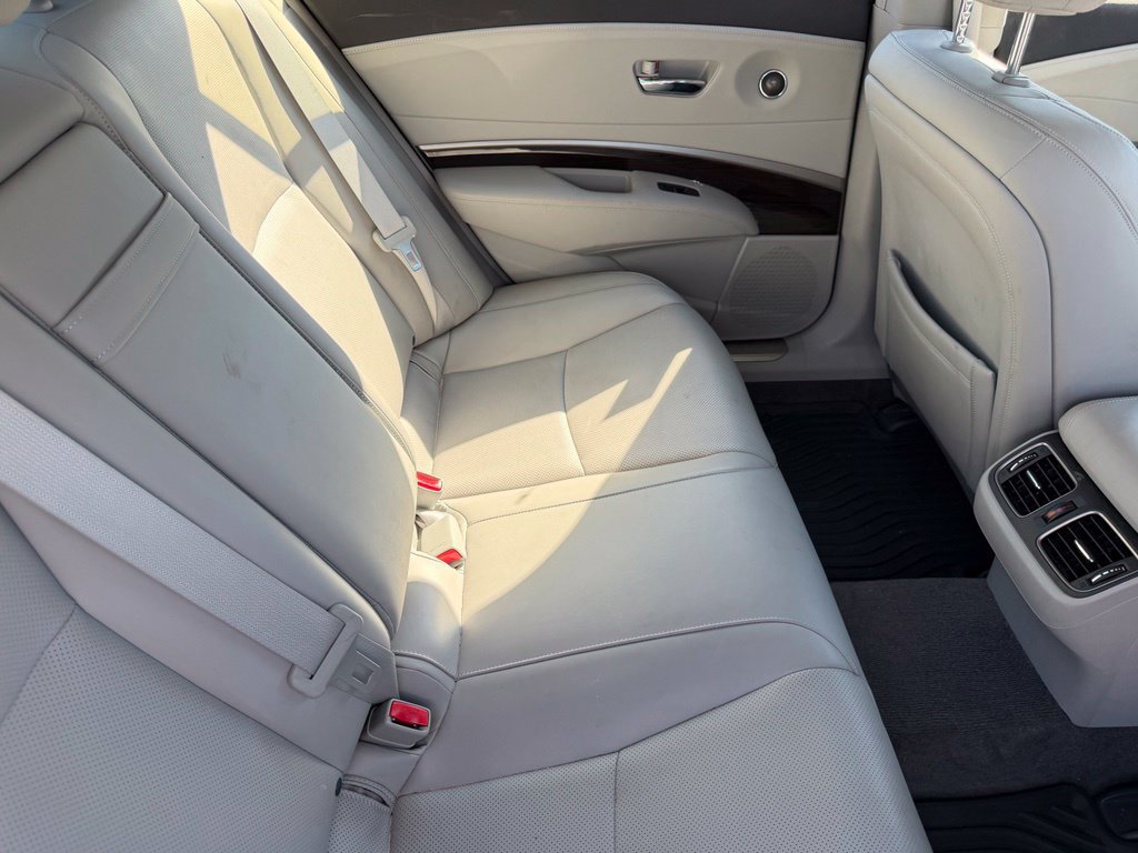 Used 2017 Acura RLX w/ Technology Package FWD image 17