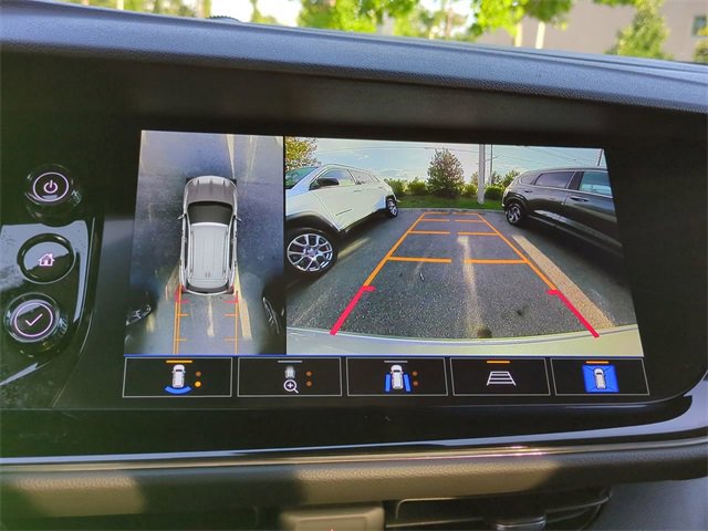 Used 2023 Buick Envision Avenir image 21