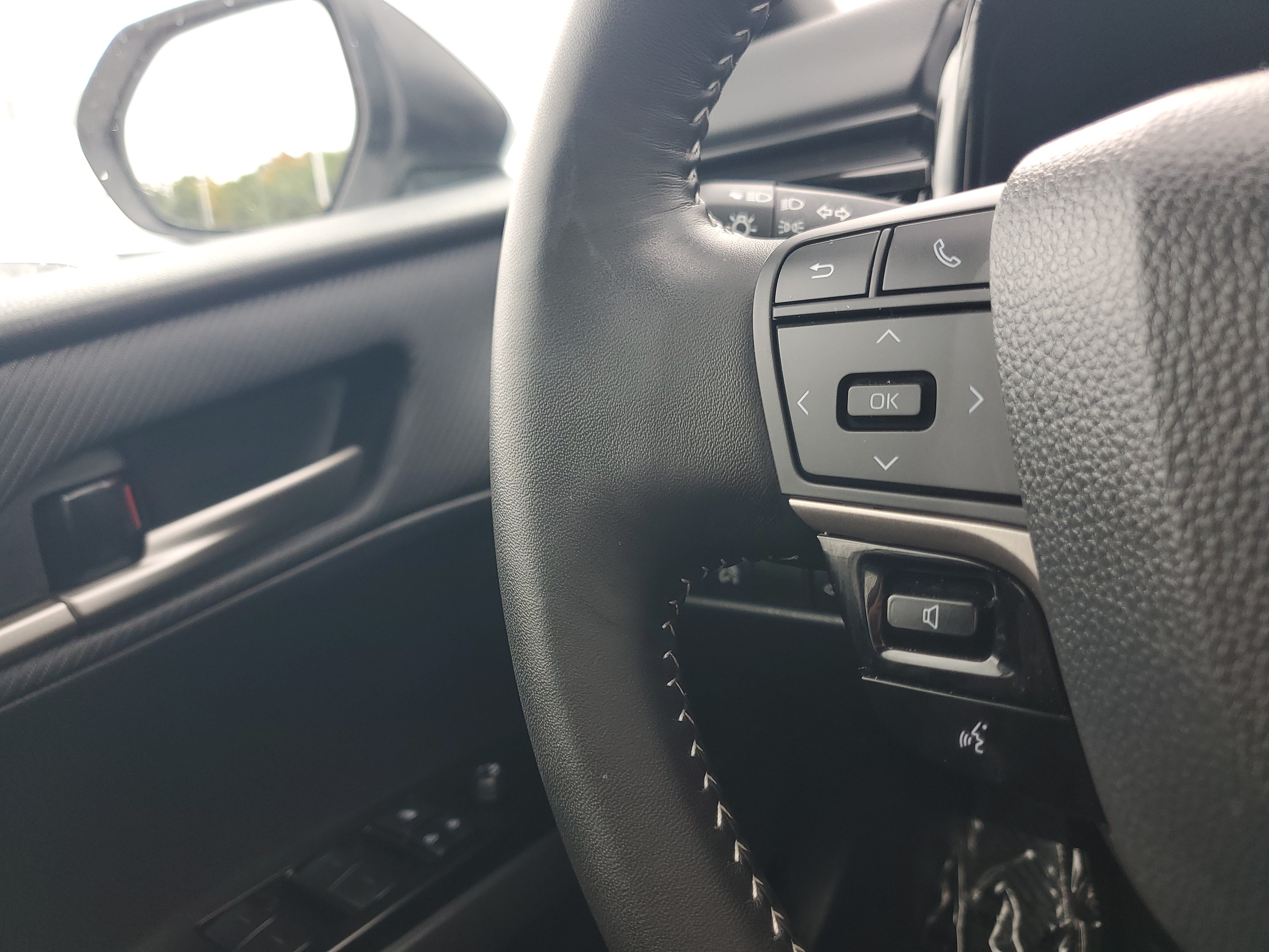 Certified 2026 Toyota Camry SE w/ Convenience Package FWD image 22
