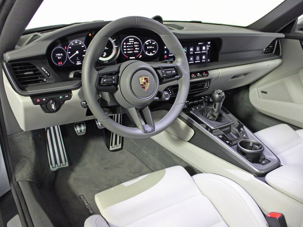 Certified 2022 Porsche 911 Carrera S image 4