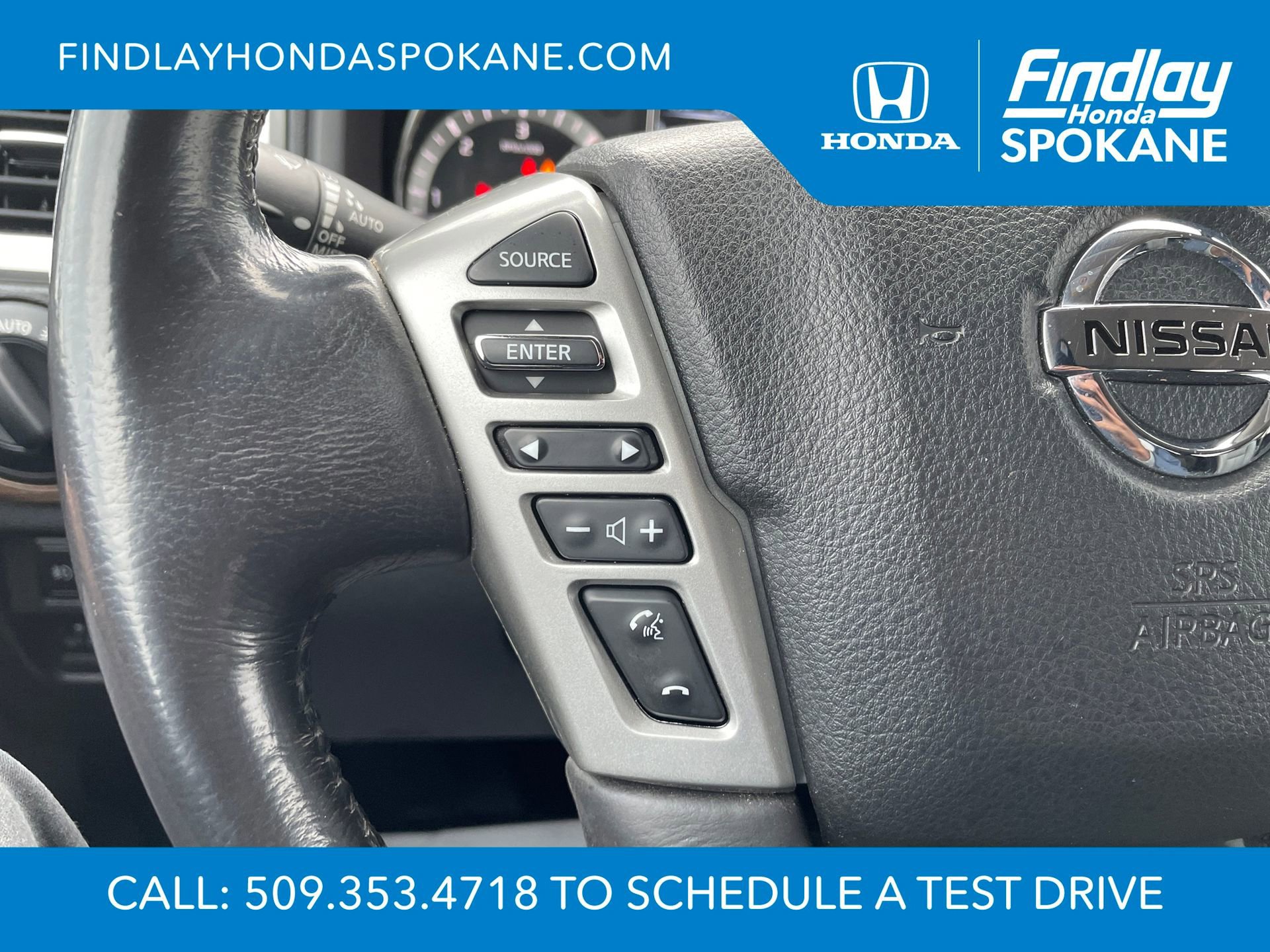 Used 2018 Nissan Titan SL w/ Chrome Package image 18