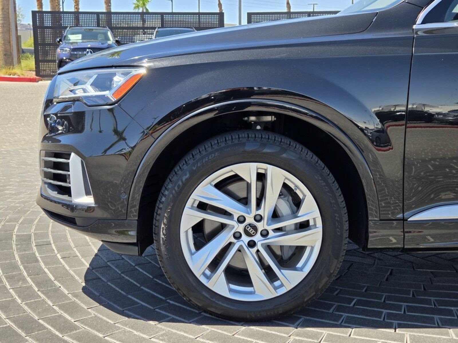 Used 2023 Audi Q7 3.0T Premium Plus w/ Premium Plus Package AWD/4WD image 12