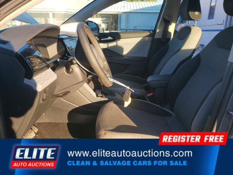 Used 2022 Volkswagen Taos S image 14