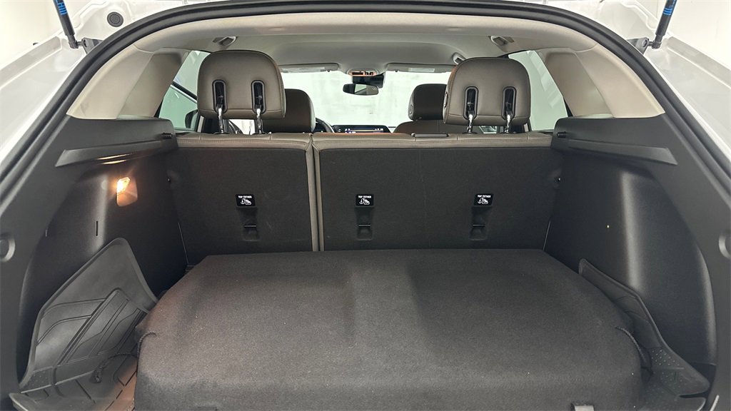 Used 2024 Chevrolet Trax ACTIV w/ Driver Confidence Package image 13