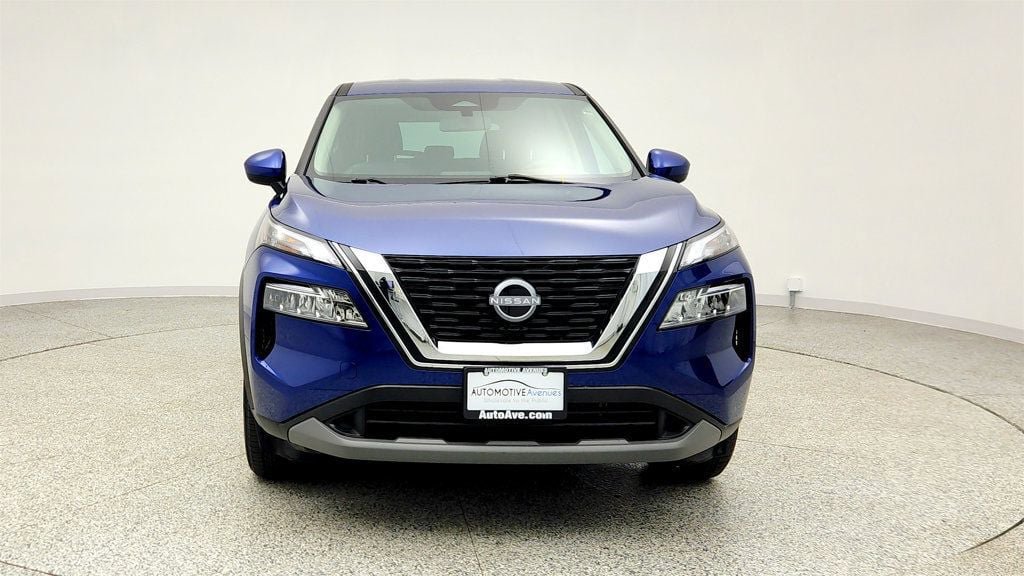 Used 2023 Nissan Rogue SV