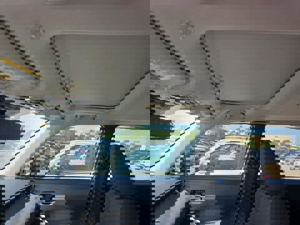 Used 2026 Toyota Corolla Cross LE w/ Moonroof Package FWD image 6