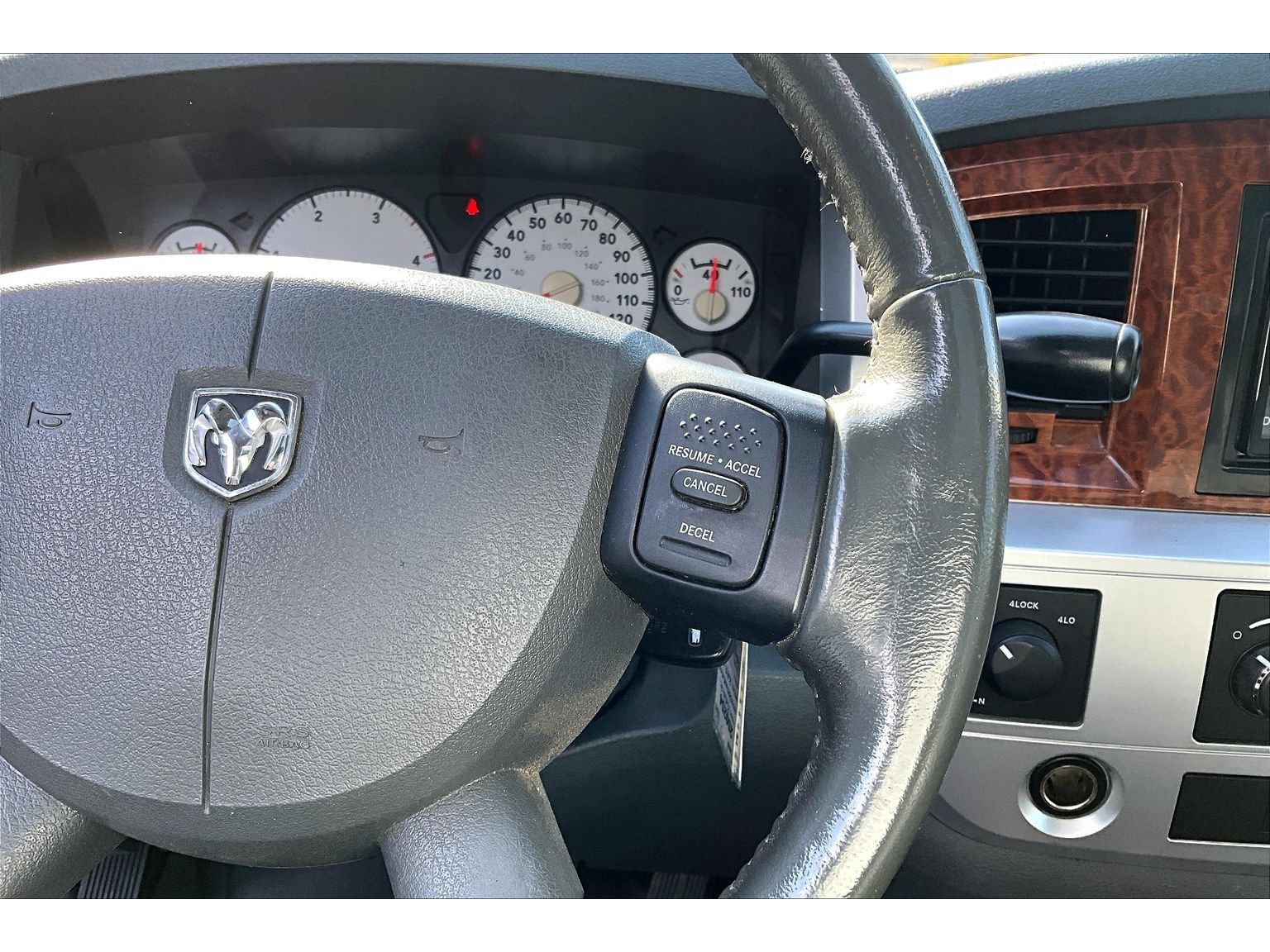 Used 2006 Dodge Ram 2500 Truck Laramie AWD/4WD image 19