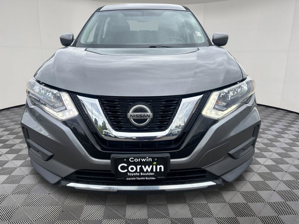 Used 2018 Nissan Rogue S AWD/4WD image 2