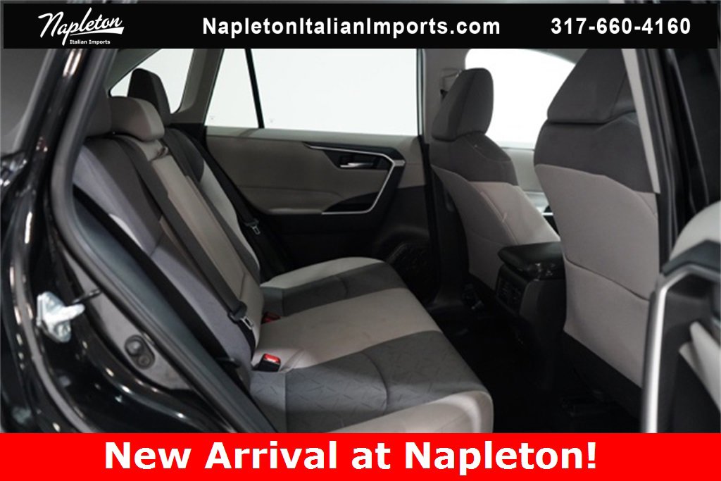 Used 2024 Toyota RAV4 XLE image 34