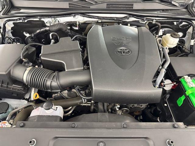 Used 2023 Toyota Tacoma SR AWD/4WD image 39