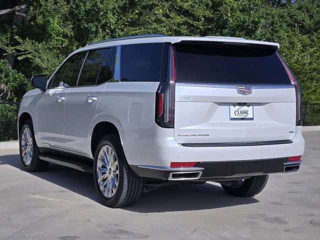 Used 2023 Cadillac Escalade Premium Luxury AWD/4WD image 6