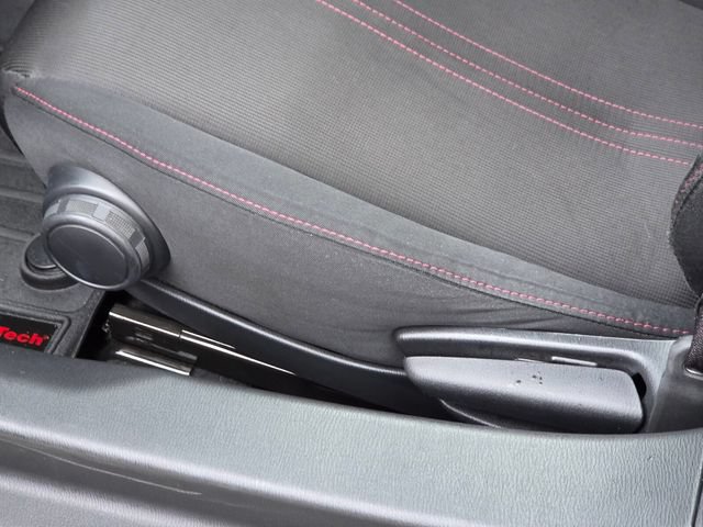 Used 2018 MAZDA MX-5 Miata RF Club RWD image 10