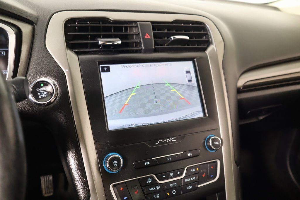 Used 2019 Ford Fusion SEL image 6