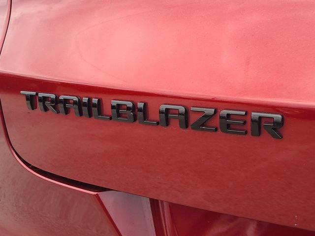 Used 2023 Chevrolet TrailBlazer RS image 34