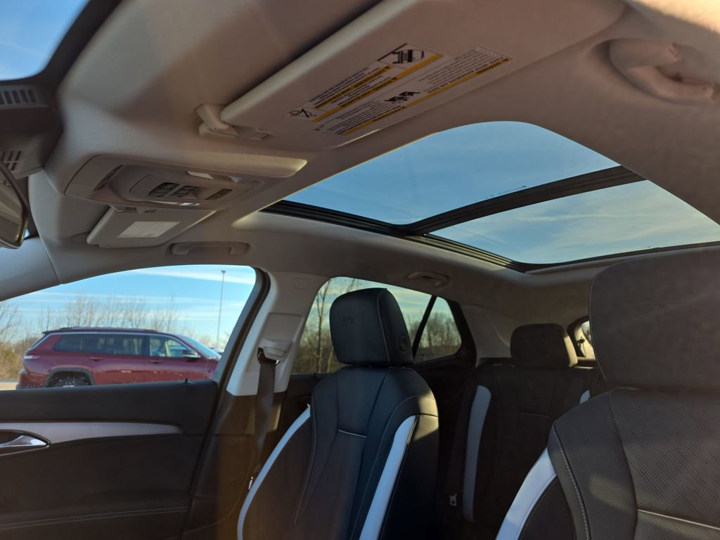 New 2026 Buick Envision Sport Touring image 32