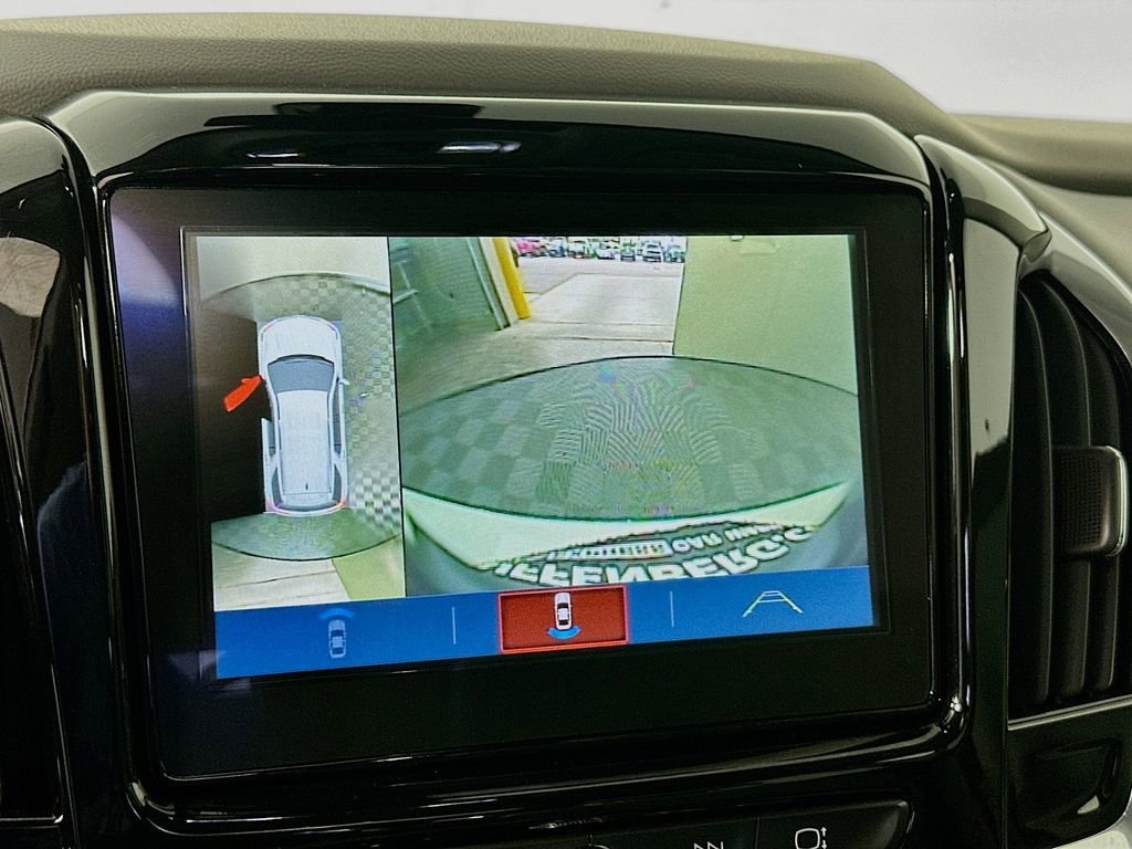 Used 2019 Chevrolet Traverse LT w/ LT Premium Package image 14