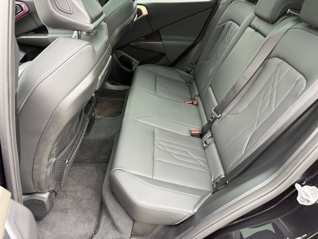 Used 2025 BMW X3 xDrive30i w/ Premium Package image 12