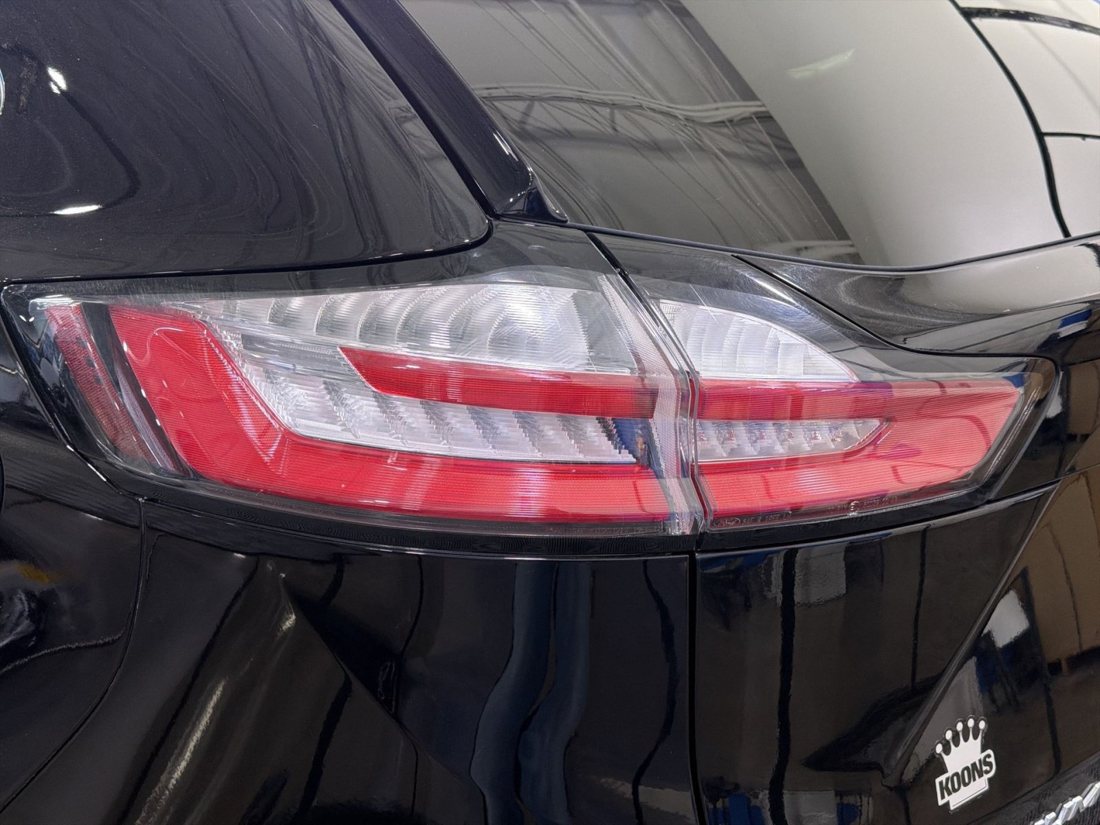 Used 2022 Ford Edge Titanium AWD/4WD image 16