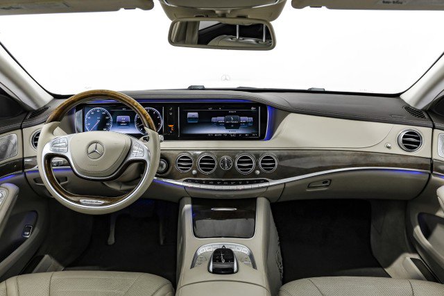 Used 2017 Mercedes-Benz S 550 4MATIC Sedan image 12