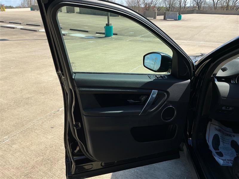 Used 2020 Land Rover Discovery Sport S image 27