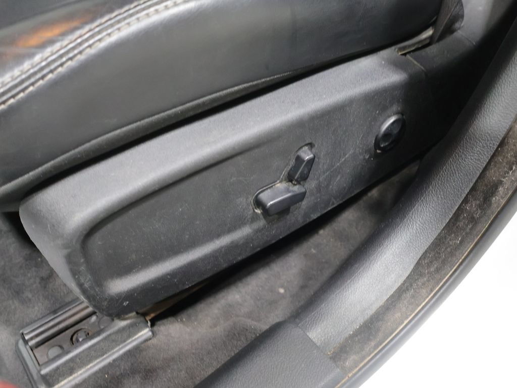 Used 2017 Chrysler 300 S AWD/4WD image 11