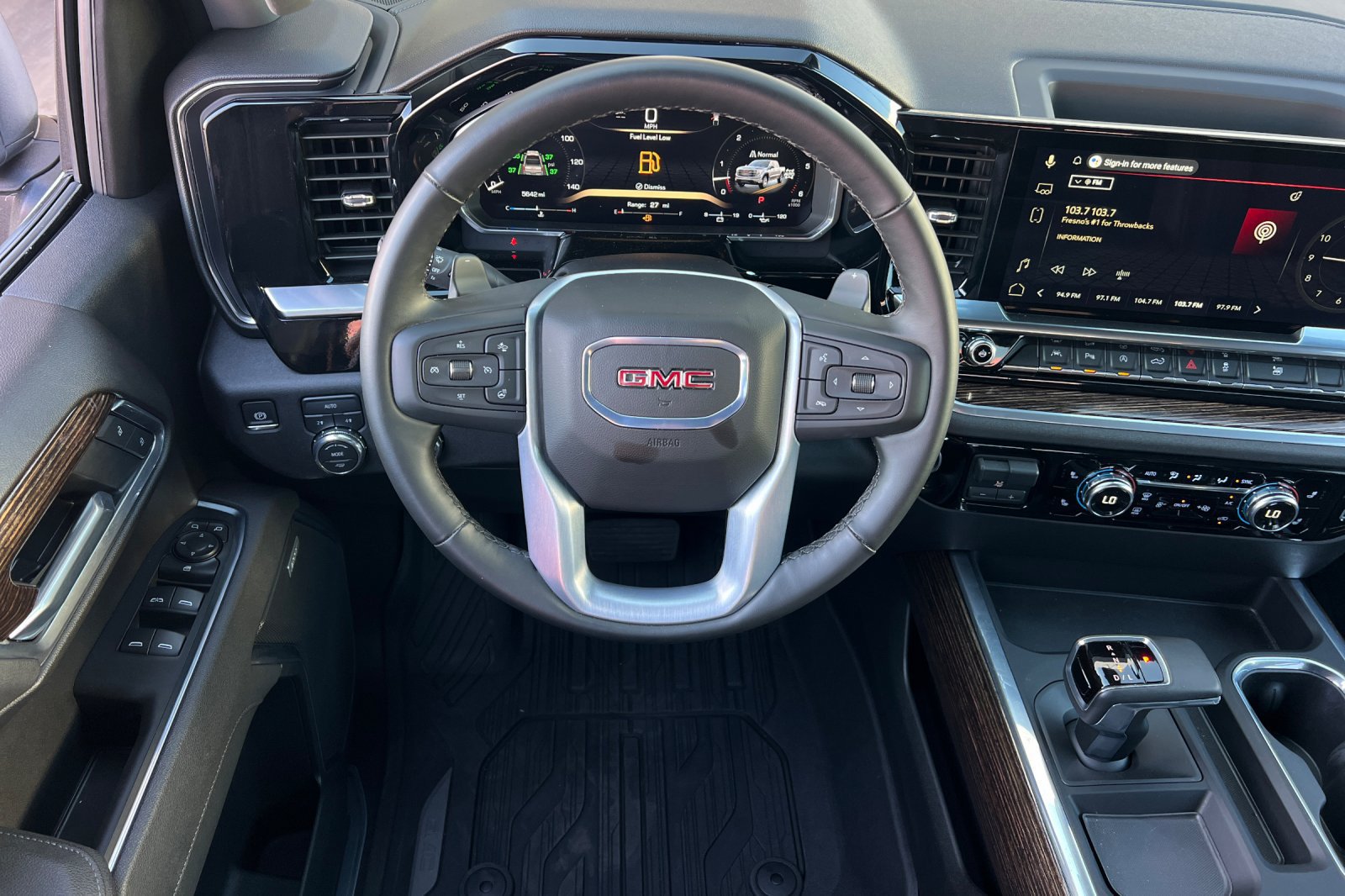 Used 2026 GMC Sierra 1500 Elevation w/ Elevation Premium Package AWD/4WD image 22