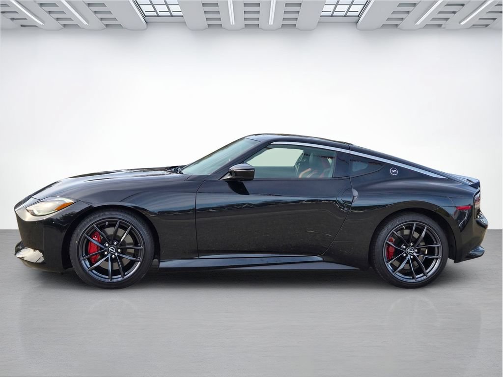 Certified 2025 Nissan Z Performance w/ Floor Mat Package RWD image 7