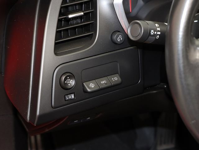 Used 2015 Chevrolet Corvette Stingray Coupe w/ 3LT Preferred Equipment Group image 28