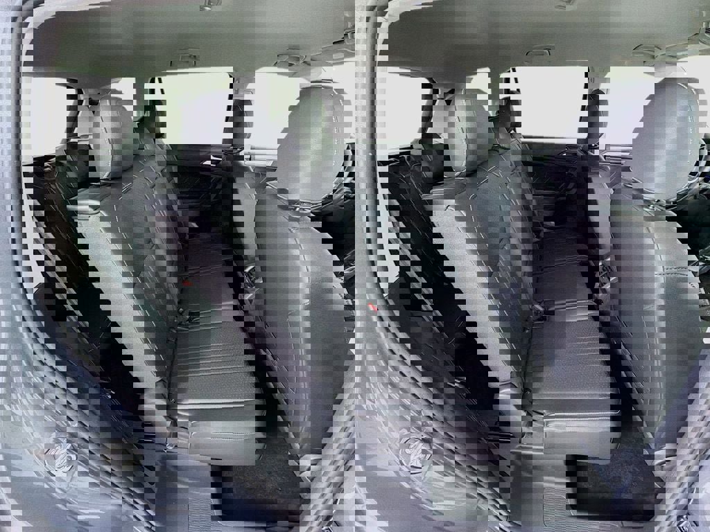 Used 2023 Volkswagen Tiguan SE FWD image 28