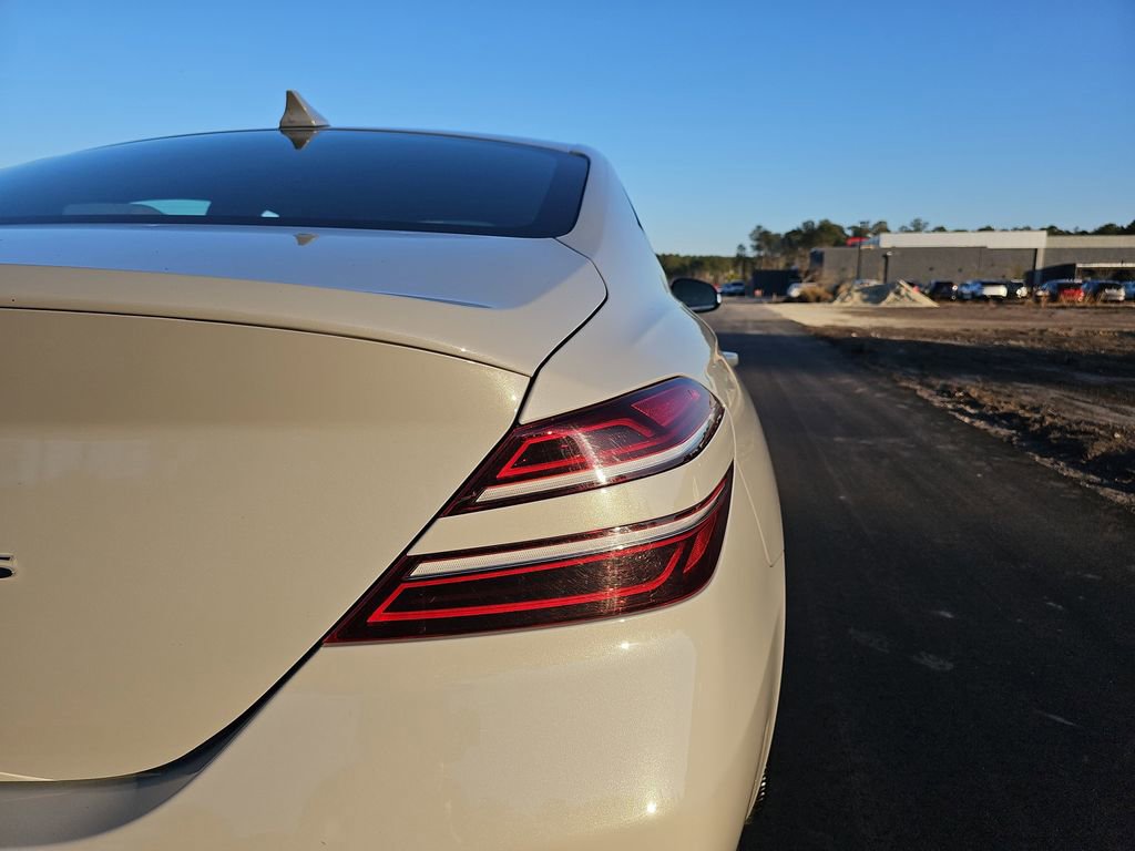 Used 2025 Genesis G70 2.5T image 39