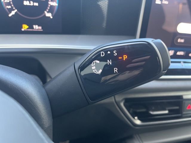 New 2026 Volkswagen Tiguan SE R-Line image 12