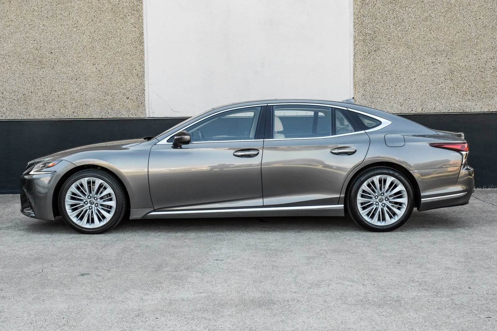 Used 2018 Lexus LS 500 AWD w/ Interior Upgrade Package image 15