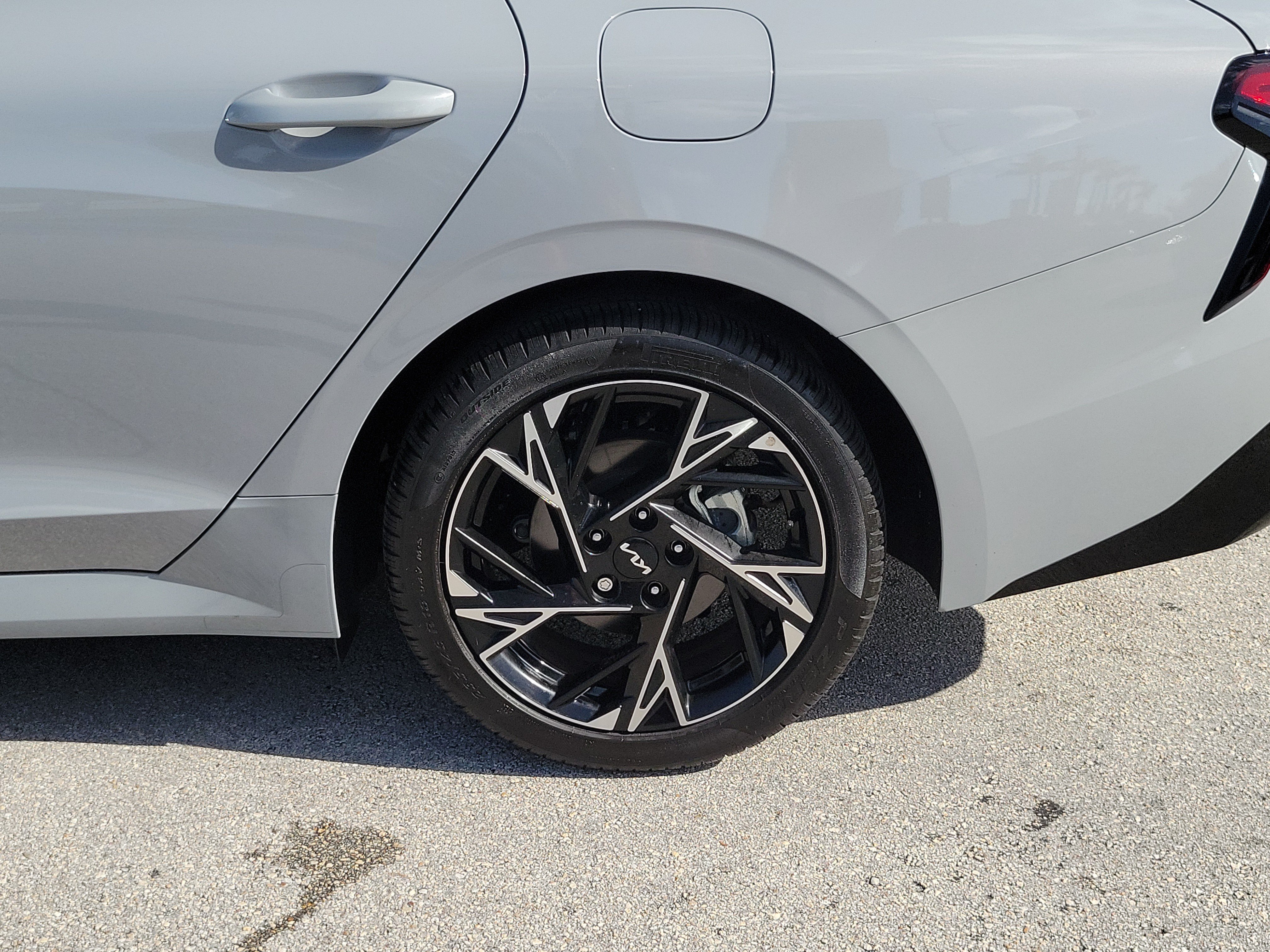 Used 2025 Kia K5 GT-Line w/ GT-Line Premium Package FWD image 26