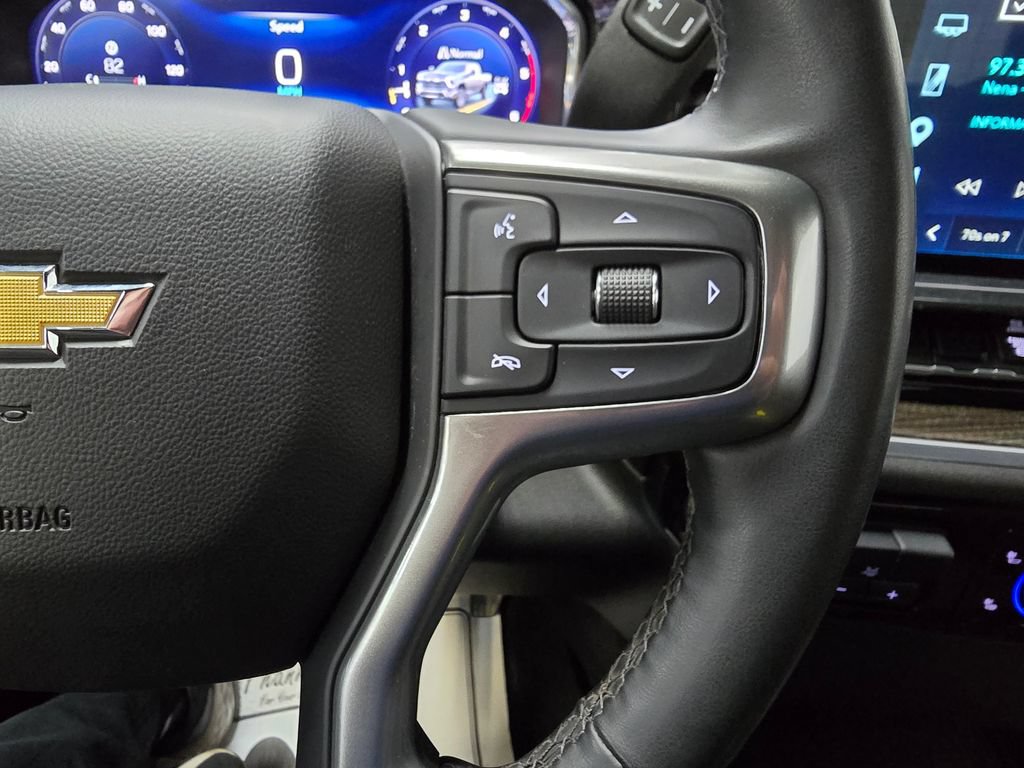 Used 2025 Chevrolet Silverado 2500 LT AWD/4WD image 20