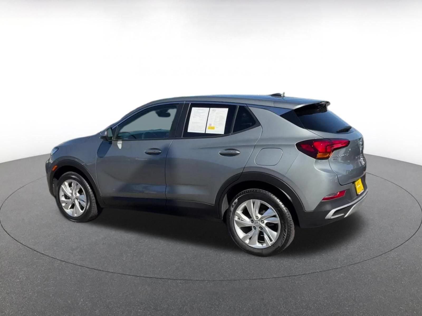 Used 2025 Buick Encore GX Preferred AWD/4WD image 10