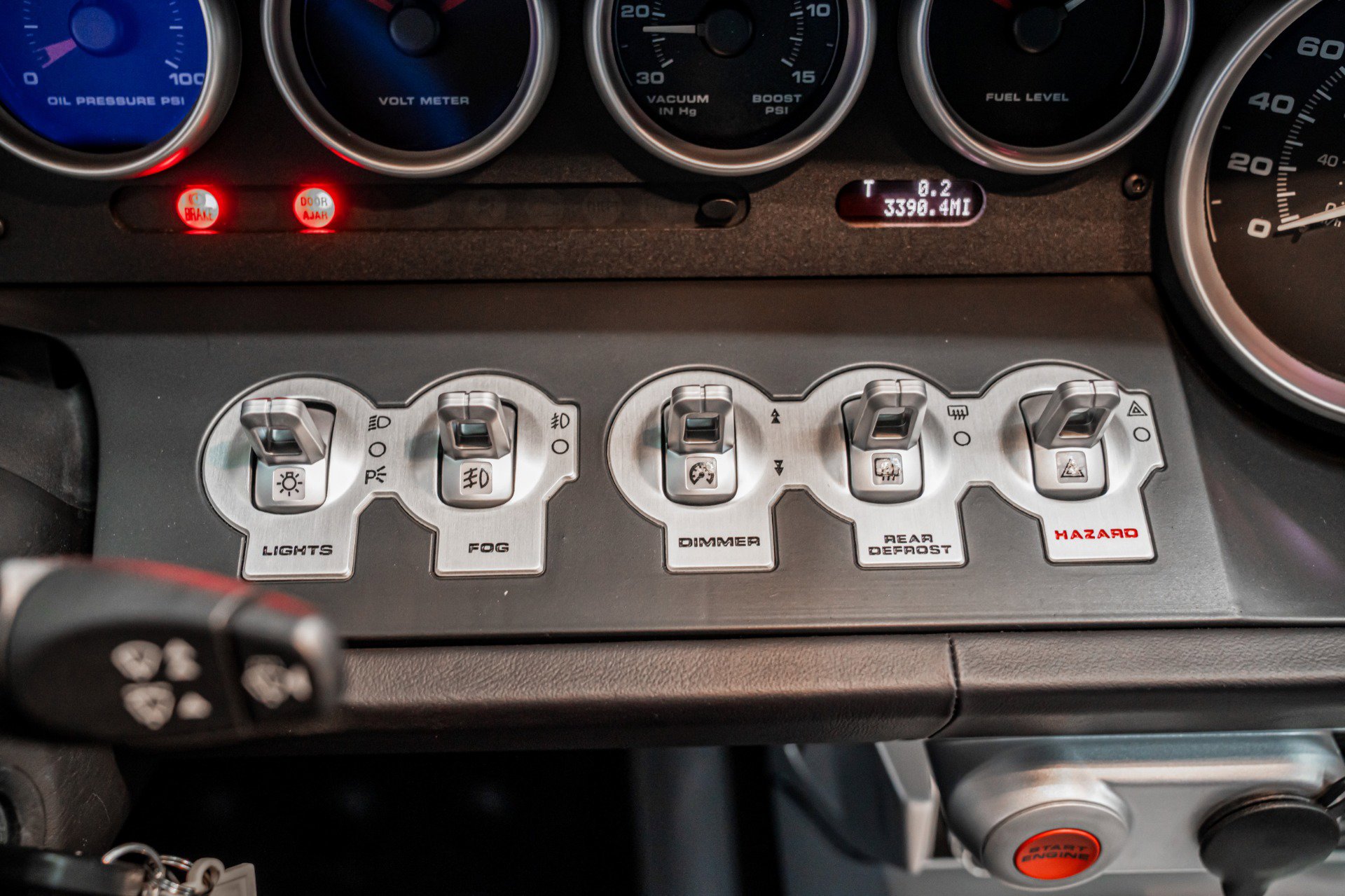 Used 2006 Ford GT RWD image 23
