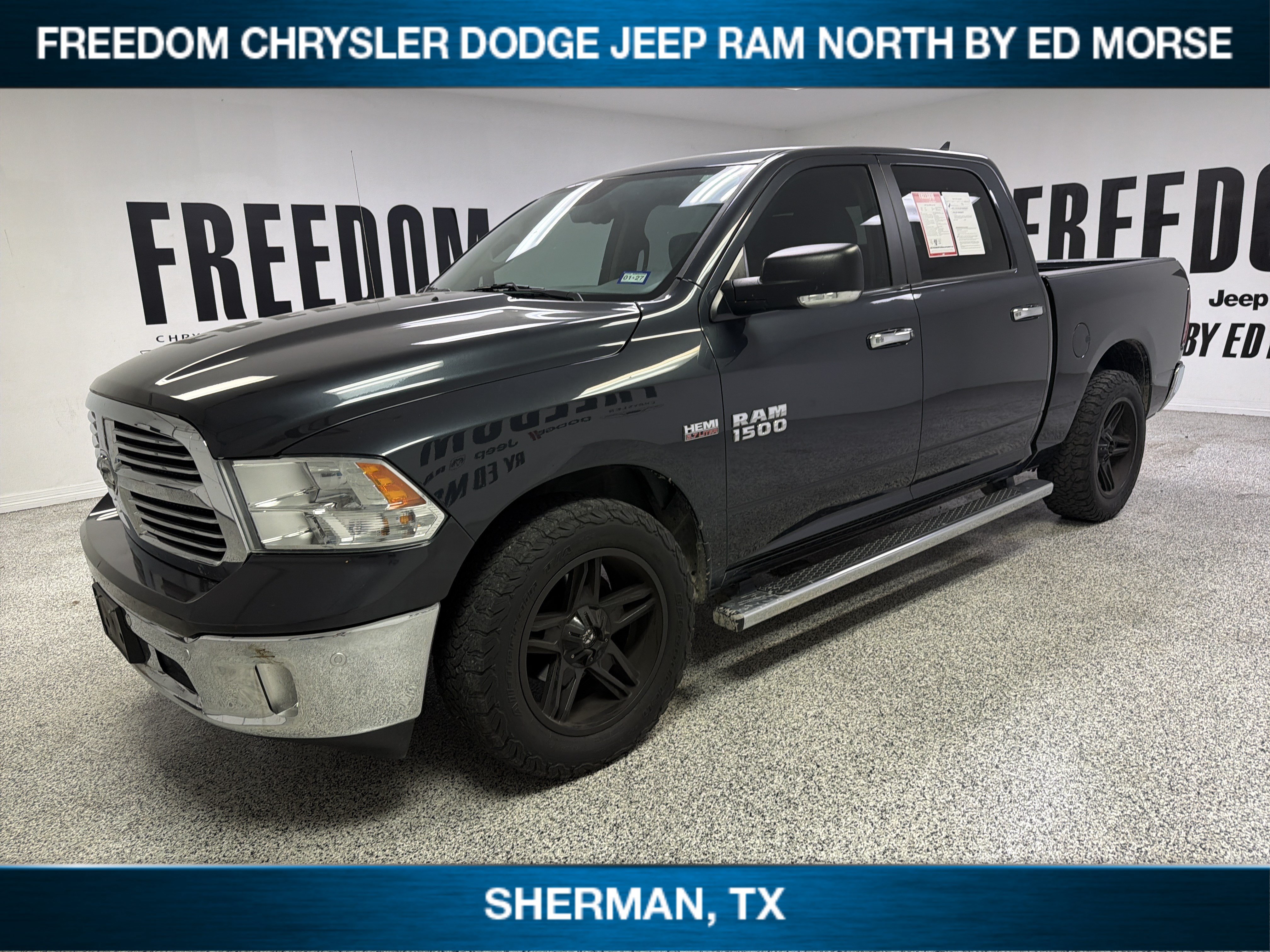 Used 2017 RAM 1500 Lone Star RWD image 1