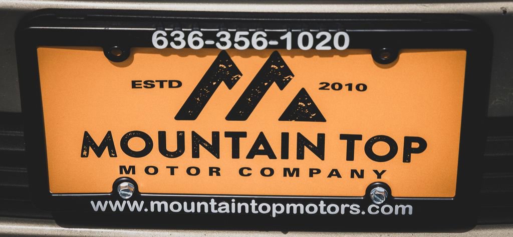 Used 2015 Ford Fusion SE w/ Equipment Group 201A image 7