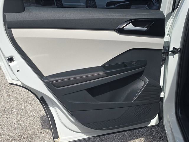 Used 2025 Volkswagen Taos S FWD image 8