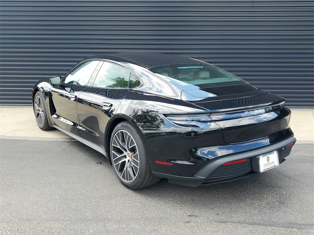 New 2025 Porsche Taycan image 3