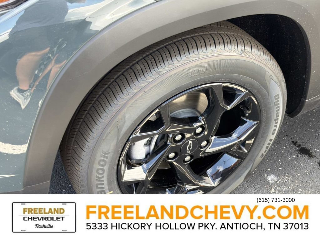 New 2026 Chevrolet Trax LT w/ Driver Confidence Package FWD image 8