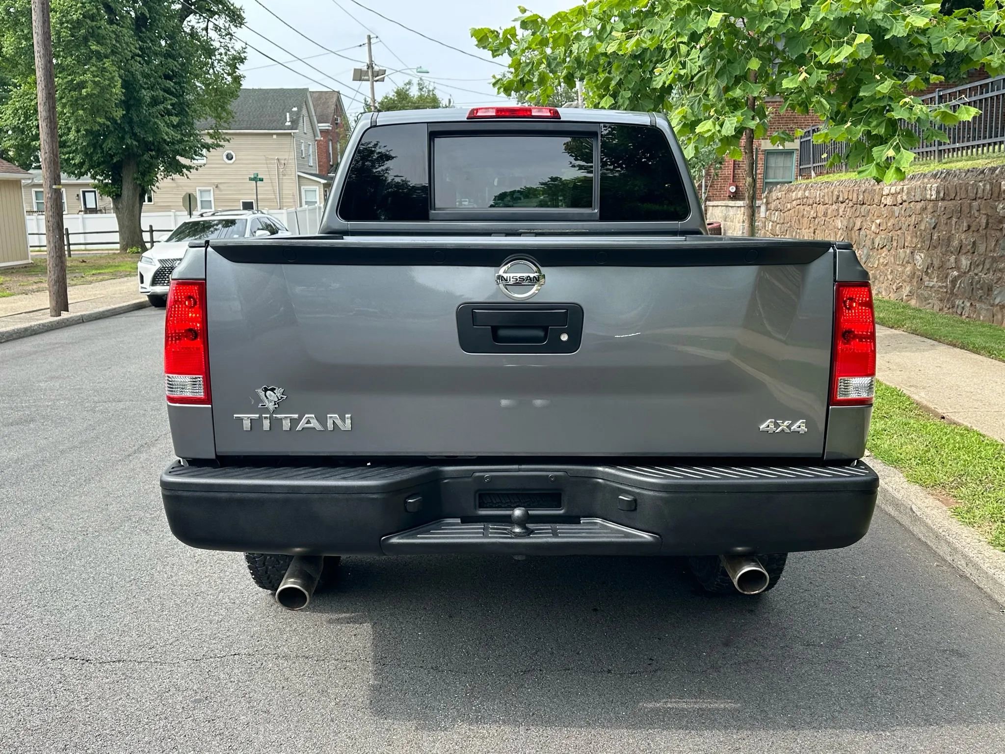 Used 2015 Nissan Titan PRO-4X image 9