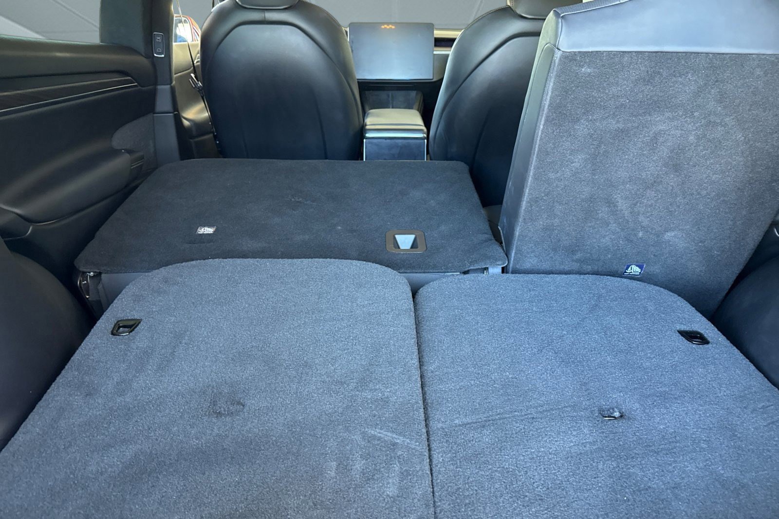 Used 2022 Tesla Model X image 24