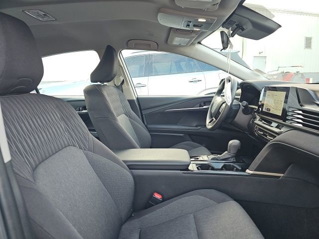 Used 2025 Toyota Camry LE image 26
