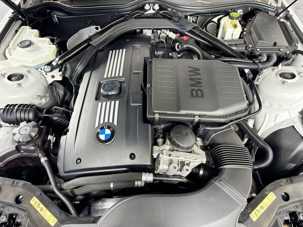 Used 2009 BMW Z4 sDrive35i image 28