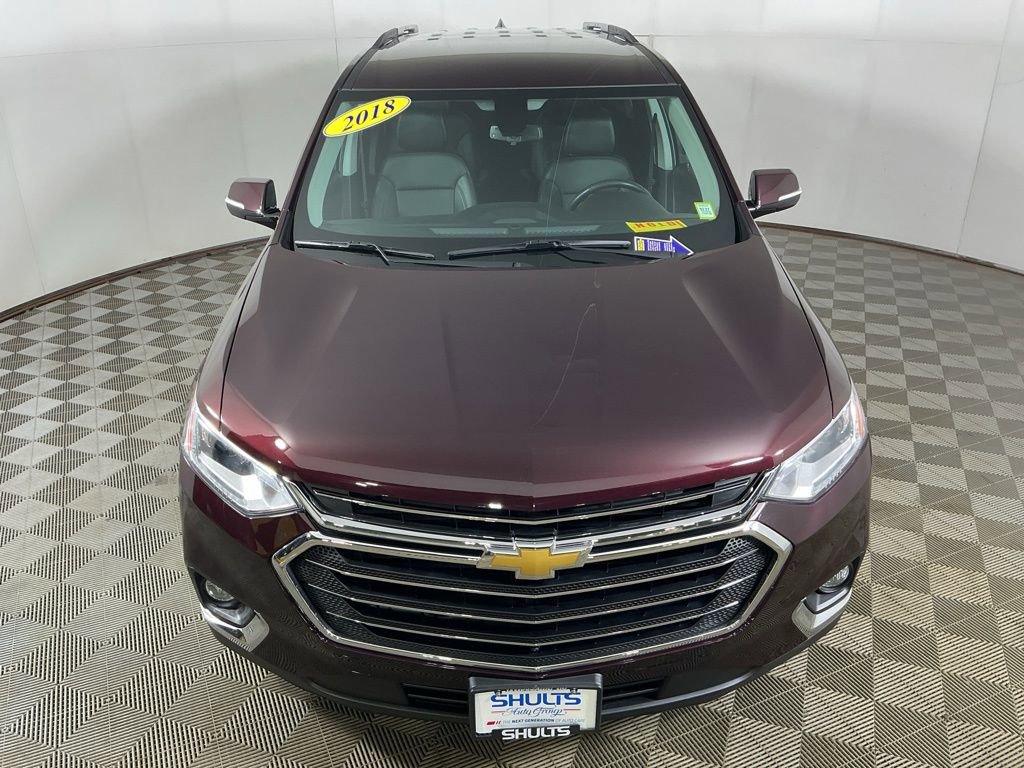 Used 2018 Chevrolet Traverse LT image 3