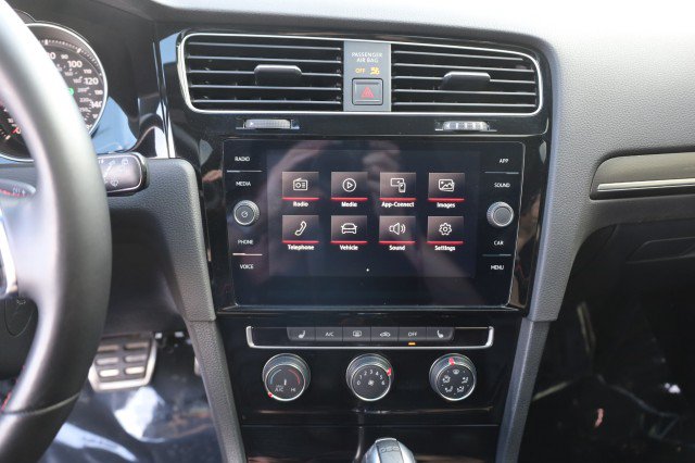 Used 2018 Volkswagen GTI SE w/ SE Leather Package FWD image 30