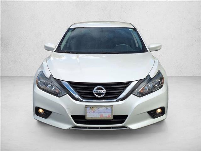 Used 2018 Nissan Altima 2.5 SR w/ SR Special Edition FWD video 3