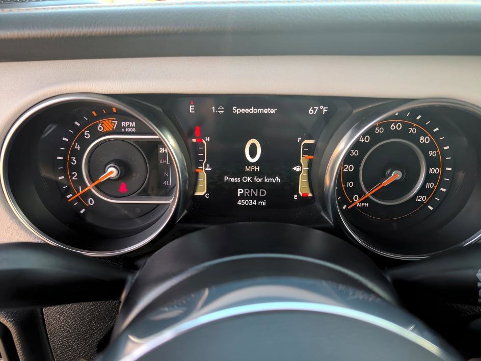 Used 2022 Jeep Wrangler Unlimited Sahara image 21